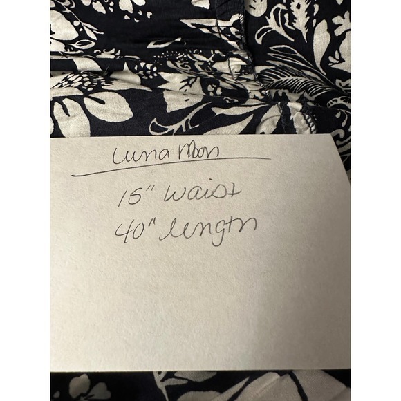 Luna Moon A-Line Full Skirt Size M Navy White Floral Print Ruffle Eyelet Trim - Picture 12 of 12